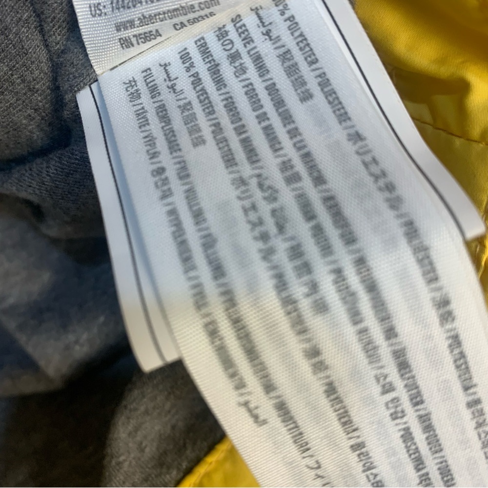 Abercrombie & Fitch Soft Yellow Puffer Jacket Zipper - Picture 11 of 13